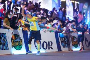 BIB: 777, 48286
                            <button type="button" onclick="openModal(21574587)" class="btn btn-primary btn-sm float-right btn-popup" data-toggle="modal" data-target=".modal-high-quality">
                        <i class="fas fa-shopping-cart"></i> Add to Cart
                    </button>
                                            <button type="button" onclick="isThisMe(21574587, true)" class="btn btn-success btn-sm float-right btn-popup btn-isme hidden" data-toggle="tooltip" data-placement="bottom" title="นี่คือรูปของคุณใช่ไหม คลิกที่นี่เพื่อเอาเข้าอัลบั้ม">
                        <i class="fas fa-plus"></i> Add to album
                    </button>
                    <button type="button" onclick="isThisMe(21574587, false)" class="btn btn-warning btn-sm float-right btn-popup btn-isnotme hidden">
                        <i class="fas fa-ban"></i> Remove from album
                    </button>