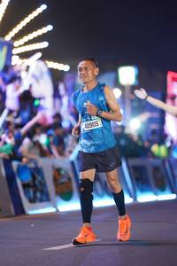 BIB: 40905
                            <button type="button" onclick="openModal(21584412)" class="btn btn-primary btn-sm float-right btn-popup" data-toggle="modal" data-target=".modal-high-quality">
                        <i class="fas fa-shopping-cart"></i> Add to Cart
                    </button>
                                            <button type="button" onclick="isThisMe(21584412, true)" class="btn btn-success btn-sm float-right btn-popup btn-isme hidden" data-toggle="tooltip" data-placement="bottom" title="นี่คือรูปของคุณใช่ไหม คลิกที่นี่เพื่อเอาเข้าอัลบั้ม">
                        <i class="fas fa-plus"></i> Add to album
                    </button>
                    <button type="button" onclick="isThisMe(21584412, false)" class="btn btn-warning btn-sm float-right btn-popup btn-isnotme hidden">
                        <i class="fas fa-ban"></i> Remove from album
                    </button>