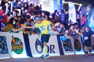 BIB: 1711, 999, 46086
                            <button type="button" onclick="openModal(21574550)" class="btn btn-primary btn-sm float-right btn-popup" data-toggle="modal" data-target=".modal-high-quality">
                        <i class="fas fa-shopping-cart"></i> Add to Cart
                    </button>
                                            <button type="button" onclick="isThisMe(21574550, true)" class="btn btn-success btn-sm float-right btn-popup btn-isme hidden" data-toggle="tooltip" data-placement="bottom" title="นี่คือรูปของคุณใช่ไหม คลิกที่นี่เพื่อเอาเข้าอัลบั้ม">
                        <i class="fas fa-plus"></i> Add to album
                    </button>
                    <button type="button" onclick="isThisMe(21574550, false)" class="btn btn-warning btn-sm float-right btn-popup btn-isnotme hidden">
                        <i class="fas fa-ban"></i> Remove from album
                    </button>