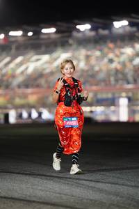 BIB: 45050
                            <button type="button" onclick="openModal(21284183)" class="btn btn-primary btn-sm float-right btn-popup" data-toggle="modal" data-target=".modal-high-quality">
                        <i class="fas fa-shopping-cart"></i> Add to Cart
                    </button>
                                            <button type="button" onclick="isThisMe(21284183, true)" class="btn btn-success btn-sm float-right btn-popup btn-isme hidden" data-toggle="tooltip" data-placement="bottom" title="นี่คือรูปของคุณใช่ไหม คลิกที่นี่เพื่อเอาเข้าอัลบั้ม">
                        <i class="fas fa-plus"></i> Add to album
                    </button>
                    <button type="button" onclick="isThisMe(21284183, false)" class="btn btn-warning btn-sm float-right btn-popup btn-isnotme hidden">
                        <i class="fas fa-ban"></i> Remove from album
                    </button>