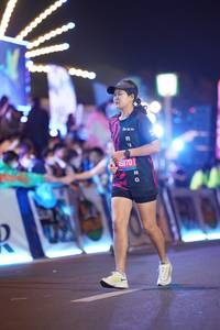 BIB: 8800, 45870, 257
                            <button type="button" onclick="openModal(21572515)" class="btn btn-primary btn-sm float-right btn-popup" data-toggle="modal" data-target=".modal-high-quality">
                        <i class="fas fa-shopping-cart"></i> Add to Cart
                    </button>
                                            <button type="button" onclick="isThisMe(21572515, true)" class="btn btn-success btn-sm float-right btn-popup btn-isme hidden" data-toggle="tooltip" data-placement="bottom" title="นี่คือรูปของคุณใช่ไหม คลิกที่นี่เพื่อเอาเข้าอัลบั้ม">
                        <i class="fas fa-plus"></i> Add to album
                    </button>
                    <button type="button" onclick="isThisMe(21572515, false)" class="btn btn-warning btn-sm float-right btn-popup btn-isnotme hidden">
                        <i class="fas fa-ban"></i> Remove from album
                    </button>