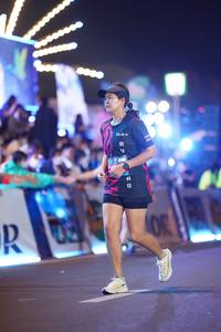 BIB: 8800
                            <button type="button" onclick="openModal(21572531)" class="btn btn-primary btn-sm float-right btn-popup" data-toggle="modal" data-target=".modal-high-quality">
                        <i class="fas fa-shopping-cart"></i> Add to Cart
                    </button>
                                            <button type="button" onclick="isThisMe(21572531, true)" class="btn btn-success btn-sm float-right btn-popup btn-isme hidden" data-toggle="tooltip" data-placement="bottom" title="นี่คือรูปของคุณใช่ไหม คลิกที่นี่เพื่อเอาเข้าอัลบั้ม">
                        <i class="fas fa-plus"></i> Add to album
                    </button>
                    <button type="button" onclick="isThisMe(21572531, false)" class="btn btn-warning btn-sm float-right btn-popup btn-isnotme hidden">
                        <i class="fas fa-ban"></i> Remove from album
                    </button>