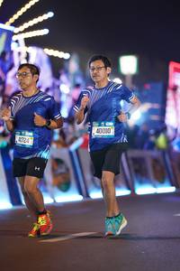 BIB: 41724, 40010
                            <button type="button" onclick="openModal(21584809)" class="btn btn-primary btn-sm float-right btn-popup" data-toggle="modal" data-target=".modal-high-quality">
                        <i class="fas fa-shopping-cart"></i> Add to Cart
                    </button>
                                            <button type="button" onclick="isThisMe(21584809, true)" class="btn btn-success btn-sm float-right btn-popup btn-isme hidden" data-toggle="tooltip" data-placement="bottom" title="นี่คือรูปของคุณใช่ไหม คลิกที่นี่เพื่อเอาเข้าอัลบั้ม">
                        <i class="fas fa-plus"></i> Add to album
                    </button>
                    <button type="button" onclick="isThisMe(21584809, false)" class="btn btn-warning btn-sm float-right btn-popup btn-isnotme hidden">
                        <i class="fas fa-ban"></i> Remove from album
                    </button>