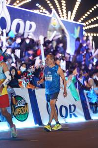 BIB: 42897
                            <button type="button" onclick="openModal(21577783)" class="btn btn-primary btn-sm float-right btn-popup" data-toggle="modal" data-target=".modal-high-quality">
                        <i class="fas fa-shopping-cart"></i> Add to Cart
                    </button>
                                            <button type="button" onclick="isThisMe(21577783, true)" class="btn btn-success btn-sm float-right btn-popup btn-isme hidden" data-toggle="tooltip" data-placement="bottom" title="นี่คือรูปของคุณใช่ไหม คลิกที่นี่เพื่อเอาเข้าอัลบั้ม">
                        <i class="fas fa-plus"></i> Add to album
                    </button>
                    <button type="button" onclick="isThisMe(21577783, false)" class="btn btn-warning btn-sm float-right btn-popup btn-isnotme hidden">
                        <i class="fas fa-ban"></i> Remove from album
                    </button>