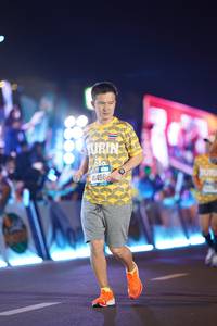 BIB: 41498
                            <button type="button" onclick="openModal(21579126)" class="btn btn-primary btn-sm float-right btn-popup" data-toggle="modal" data-target=".modal-high-quality">
                        <i class="fas fa-shopping-cart"></i> Add to Cart
                    </button>
                                            <button type="button" onclick="isThisMe(21579126, true)" class="btn btn-success btn-sm float-right btn-popup btn-isme hidden" data-toggle="tooltip" data-placement="bottom" title="นี่คือรูปของคุณใช่ไหม คลิกที่นี่เพื่อเอาเข้าอัลบั้ม">
                        <i class="fas fa-plus"></i> Add to album
                    </button>
                    <button type="button" onclick="isThisMe(21579126, false)" class="btn btn-warning btn-sm float-right btn-popup btn-isnotme hidden">
                        <i class="fas fa-ban"></i> Remove from album
                    </button>