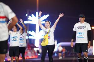 BIB: 40761, 40260, 43063
                            <button type="button" onclick="openModal(21582608)" class="btn btn-primary btn-sm float-right btn-popup" data-toggle="modal" data-target=".modal-high-quality">
                        <i class="fas fa-shopping-cart"></i> Add to Cart
                    </button>
                                            <button type="button" onclick="isThisMe(21582608, true)" class="btn btn-success btn-sm float-right btn-popup btn-isme hidden" data-toggle="tooltip" data-placement="bottom" title="นี่คือรูปของคุณใช่ไหม คลิกที่นี่เพื่อเอาเข้าอัลบั้ม">
                        <i class="fas fa-plus"></i> Add to album
                    </button>
                    <button type="button" onclick="isThisMe(21582608, false)" class="btn btn-warning btn-sm float-right btn-popup btn-isnotme hidden">
                        <i class="fas fa-ban"></i> Remove from album
                    </button>