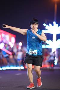 BIB: 2013, 41825
                            <button type="button" onclick="openModal(21564536)" class="btn btn-primary btn-sm float-right btn-popup" data-toggle="modal" data-target=".modal-high-quality">
                        <i class="fas fa-shopping-cart"></i> Add to Cart
                    </button>
                                            <button type="button" onclick="isThisMe(21564536, true)" class="btn btn-success btn-sm float-right btn-popup btn-isme hidden" data-toggle="tooltip" data-placement="bottom" title="นี่คือรูปของคุณใช่ไหม คลิกที่นี่เพื่อเอาเข้าอัลบั้ม">
                        <i class="fas fa-plus"></i> Add to album
                    </button>
                    <button type="button" onclick="isThisMe(21564536, false)" class="btn btn-warning btn-sm float-right btn-popup btn-isnotme hidden">
                        <i class="fas fa-ban"></i> Remove from album
                    </button>