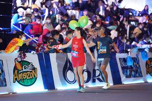 BIB: 
                            <button type="button" onclick="openModal(21541505)" class="btn btn-primary btn-sm float-right btn-popup" data-toggle="modal" data-target=".modal-high-quality">
                        <i class="fas fa-shopping-cart"></i> Add to Cart
                    </button>
                                            <button type="button" onclick="isThisMe(21541505, true)" class="btn btn-success btn-sm float-right btn-popup btn-isme hidden" data-toggle="tooltip" data-placement="bottom" title="นี่คือรูปของคุณใช่ไหม คลิกที่นี่เพื่อเอาเข้าอัลบั้ม">
                        <i class="fas fa-plus"></i> Add to album
                    </button>
                    <button type="button" onclick="isThisMe(21541505, false)" class="btn btn-warning btn-sm float-right btn-popup btn-isnotme hidden">
                        <i class="fas fa-ban"></i> Remove from album
                    </button>