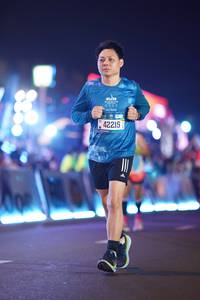 BIB: 02418, 42215
                            <button type="button" onclick="openModal(21571639)" class="btn btn-primary btn-sm float-right btn-popup" data-toggle="modal" data-target=".modal-high-quality">
                        <i class="fas fa-shopping-cart"></i> Add to Cart
                    </button>
                                            <button type="button" onclick="isThisMe(21571639, true)" class="btn btn-success btn-sm float-right btn-popup btn-isme hidden" data-toggle="tooltip" data-placement="bottom" title="นี่คือรูปของคุณใช่ไหม คลิกที่นี่เพื่อเอาเข้าอัลบั้ม">
                        <i class="fas fa-plus"></i> Add to album
                    </button>
                    <button type="button" onclick="isThisMe(21571639, false)" class="btn btn-warning btn-sm float-right btn-popup btn-isnotme hidden">
                        <i class="fas fa-ban"></i> Remove from album
                    </button>