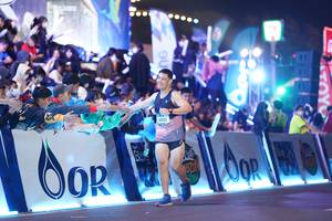 BIB: 40193
                            <button type="button" onclick="openModal(21566216)" class="btn btn-primary btn-sm float-right btn-popup" data-toggle="modal" data-target=".modal-high-quality">
                        <i class="fas fa-shopping-cart"></i> Add to Cart
                    </button>
                                            <button type="button" onclick="isThisMe(21566216, true)" class="btn btn-success btn-sm float-right btn-popup btn-isme hidden" data-toggle="tooltip" data-placement="bottom" title="นี่คือรูปของคุณใช่ไหม คลิกที่นี่เพื่อเอาเข้าอัลบั้ม">
                        <i class="fas fa-plus"></i> Add to album
                    </button>
                    <button type="button" onclick="isThisMe(21566216, false)" class="btn btn-warning btn-sm float-right btn-popup btn-isnotme hidden">
                        <i class="fas fa-ban"></i> Remove from album
                    </button>