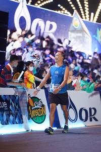 BIB: 755, 1000, 999, 1190
                            <button type="button" onclick="openModal(21552272)" class="btn btn-primary btn-sm float-right btn-popup" data-toggle="modal" data-target=".modal-high-quality">
                        <i class="fas fa-shopping-cart"></i> Add to Cart
                    </button>
                                            <button type="button" onclick="isThisMe(21552272, true)" class="btn btn-success btn-sm float-right btn-popup btn-isme hidden" data-toggle="tooltip" data-placement="bottom" title="นี่คือรูปของคุณใช่ไหม คลิกที่นี่เพื่อเอาเข้าอัลบั้ม">
                        <i class="fas fa-plus"></i> Add to album
                    </button>
                    <button type="button" onclick="isThisMe(21552272, false)" class="btn btn-warning btn-sm float-right btn-popup btn-isnotme hidden">
                        <i class="fas fa-ban"></i> Remove from album
                    </button>