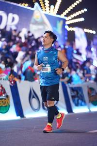 BIB: 1404, 42119
                            <button type="button" onclick="openModal(21576677)" class="btn btn-primary btn-sm float-right btn-popup" data-toggle="modal" data-target=".modal-high-quality">
                        <i class="fas fa-shopping-cart"></i> Add to Cart
                    </button>
                                            <button type="button" onclick="isThisMe(21576677, true)" class="btn btn-success btn-sm float-right btn-popup btn-isme hidden" data-toggle="tooltip" data-placement="bottom" title="นี่คือรูปของคุณใช่ไหม คลิกที่นี่เพื่อเอาเข้าอัลบั้ม">
                        <i class="fas fa-plus"></i> Add to album
                    </button>
                    <button type="button" onclick="isThisMe(21576677, false)" class="btn btn-warning btn-sm float-right btn-popup btn-isnotme hidden">
                        <i class="fas fa-ban"></i> Remove from album
                    </button>