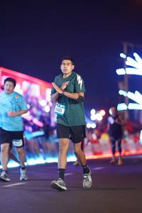 BIB: 4100
                            <button type="button" onclick="openModal(21552031)" class="btn btn-primary btn-sm float-right btn-popup" data-toggle="modal" data-target=".modal-high-quality">
                        <i class="fas fa-shopping-cart"></i> Add to Cart
                    </button>
                                            <button type="button" onclick="isThisMe(21552031, true)" class="btn btn-success btn-sm float-right btn-popup btn-isme hidden" data-toggle="tooltip" data-placement="bottom" title="นี่คือรูปของคุณใช่ไหม คลิกที่นี่เพื่อเอาเข้าอัลบั้ม">
                        <i class="fas fa-plus"></i> Add to album
                    </button>
                    <button type="button" onclick="isThisMe(21552031, false)" class="btn btn-warning btn-sm float-right btn-popup btn-isnotme hidden">
                        <i class="fas fa-ban"></i> Remove from album
                    </button>