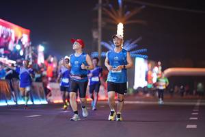 BIB: 4255
                            <button type="button" onclick="openModal(21584585)" class="btn btn-primary btn-sm float-right btn-popup" data-toggle="modal" data-target=".modal-high-quality">
                        <i class="fas fa-shopping-cart"></i> Add to Cart
                    </button>
                                            <button type="button" onclick="isThisMe(21584585, true)" class="btn btn-success btn-sm float-right btn-popup btn-isme hidden" data-toggle="tooltip" data-placement="bottom" title="นี่คือรูปของคุณใช่ไหม คลิกที่นี่เพื่อเอาเข้าอัลบั้ม">
                        <i class="fas fa-plus"></i> Add to album
                    </button>
                    <button type="button" onclick="isThisMe(21584585, false)" class="btn btn-warning btn-sm float-right btn-popup btn-isnotme hidden">
                        <i class="fas fa-ban"></i> Remove from album
                    </button>