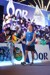 BIB: 551000, 999, 410
                            <button type="button" onclick="openModal(21552252)" class="btn btn-primary btn-sm float-right btn-popup" data-toggle="modal" data-target=".modal-high-quality">
                        <i class="fas fa-shopping-cart"></i> Add to Cart
                    </button>
                                            <button type="button" onclick="isThisMe(21552252, true)" class="btn btn-success btn-sm float-right btn-popup btn-isme hidden" data-toggle="tooltip" data-placement="bottom" title="นี่คือรูปของคุณใช่ไหม คลิกที่นี่เพื่อเอาเข้าอัลบั้ม">
                        <i class="fas fa-plus"></i> Add to album
                    </button>
                    <button type="button" onclick="isThisMe(21552252, false)" class="btn btn-warning btn-sm float-right btn-popup btn-isnotme hidden">
                        <i class="fas fa-ban"></i> Remove from album
                    </button>