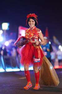 BIB: 4536
                            <button type="button" onclick="openModal(21562638)" class="btn btn-primary btn-sm float-right btn-popup" data-toggle="modal" data-target=".modal-high-quality">
                        <i class="fas fa-shopping-cart"></i> Add to Cart
                    </button>
                                            <button type="button" onclick="isThisMe(21562638, true)" class="btn btn-success btn-sm float-right btn-popup btn-isme hidden" data-toggle="tooltip" data-placement="bottom" title="นี่คือรูปของคุณใช่ไหม คลิกที่นี่เพื่อเอาเข้าอัลบั้ม">
                        <i class="fas fa-plus"></i> Add to album
                    </button>
                    <button type="button" onclick="isThisMe(21562638, false)" class="btn btn-warning btn-sm float-right btn-popup btn-isnotme hidden">
                        <i class="fas fa-ban"></i> Remove from album
                    </button>