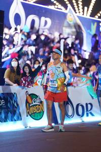 BIB: 000, 842, 40819, 00000
                            <button type="button" onclick="openModal(21577738)" class="btn btn-primary btn-sm float-right btn-popup" data-toggle="modal" data-target=".modal-high-quality">
                        <i class="fas fa-shopping-cart"></i> Add to Cart
                    </button>
                                            <button type="button" onclick="isThisMe(21577738, true)" class="btn btn-success btn-sm float-right btn-popup btn-isme hidden" data-toggle="tooltip" data-placement="bottom" title="นี่คือรูปของคุณใช่ไหม คลิกที่นี่เพื่อเอาเข้าอัลบั้ม">
                        <i class="fas fa-plus"></i> Add to album
                    </button>
                    <button type="button" onclick="isThisMe(21577738, false)" class="btn btn-warning btn-sm float-right btn-popup btn-isnotme hidden">
                        <i class="fas fa-ban"></i> Remove from album
                    </button>