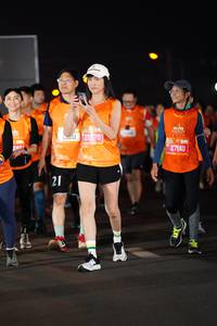 BIB: 2921, 23851, 26575, 2001, 27140
                            <button type="button" onclick="openModal(21463721)" class="btn btn-primary btn-sm float-right btn-popup" data-toggle="modal" data-target=".modal-high-quality">
                        <i class="fas fa-shopping-cart"></i> Add to Cart
                    </button>
                                            <button type="button" onclick="isThisMe(21463721, true)" class="btn btn-success btn-sm float-right btn-popup btn-isme hidden" data-toggle="tooltip" data-placement="bottom" title="นี่คือรูปของคุณใช่ไหม คลิกที่นี่เพื่อเอาเข้าอัลบั้ม">
                        <i class="fas fa-plus"></i> Add to album
                    </button>
                    <button type="button" onclick="isThisMe(21463721, false)" class="btn btn-warning btn-sm float-right btn-popup btn-isnotme hidden">
                        <i class="fas fa-ban"></i> Remove from album
                    </button>