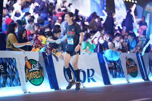 BIB: 2000, 441, 2007, 4572
                            <button type="button" onclick="openModal(21572190)" class="btn btn-primary btn-sm float-right btn-popup" data-toggle="modal" data-target=".modal-high-quality">
                        <i class="fas fa-shopping-cart"></i> Add to Cart
                    </button>
                                            <button type="button" onclick="isThisMe(21572190, true)" class="btn btn-success btn-sm float-right btn-popup btn-isme hidden" data-toggle="tooltip" data-placement="bottom" title="นี่คือรูปของคุณใช่ไหม คลิกที่นี่เพื่อเอาเข้าอัลบั้ม">
                        <i class="fas fa-plus"></i> Add to album
                    </button>
                    <button type="button" onclick="isThisMe(21572190, false)" class="btn btn-warning btn-sm float-right btn-popup btn-isnotme hidden">
                        <i class="fas fa-ban"></i> Remove from album
                    </button>