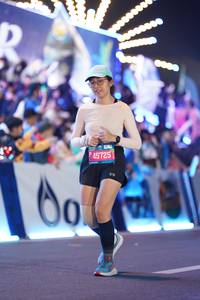 BIB: 45725
                            <button type="button" onclick="openModal(21571406)" class="btn btn-primary btn-sm float-right btn-popup" data-toggle="modal" data-target=".modal-high-quality">
                        <i class="fas fa-shopping-cart"></i> Add to Cart
                    </button>
                                            <button type="button" onclick="isThisMe(21571406, true)" class="btn btn-success btn-sm float-right btn-popup btn-isme hidden" data-toggle="tooltip" data-placement="bottom" title="นี่คือรูปของคุณใช่ไหม คลิกที่นี่เพื่อเอาเข้าอัลบั้ม">
                        <i class="fas fa-plus"></i> Add to album
                    </button>
                    <button type="button" onclick="isThisMe(21571406, false)" class="btn btn-warning btn-sm float-right btn-popup btn-isnotme hidden">
                        <i class="fas fa-ban"></i> Remove from album
                    </button>