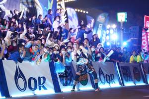 BIB: 431, 136
                            <button type="button" onclick="openModal(21581555)" class="btn btn-primary btn-sm float-right btn-popup" data-toggle="modal" data-target=".modal-high-quality">
                        <i class="fas fa-shopping-cart"></i> Add to Cart
                    </button>
                                            <button type="button" onclick="isThisMe(21581555, true)" class="btn btn-success btn-sm float-right btn-popup btn-isme hidden" data-toggle="tooltip" data-placement="bottom" title="นี่คือรูปของคุณใช่ไหม คลิกที่นี่เพื่อเอาเข้าอัลบั้ม">
                        <i class="fas fa-plus"></i> Add to album
                    </button>
                    <button type="button" onclick="isThisMe(21581555, false)" class="btn btn-warning btn-sm float-right btn-popup btn-isnotme hidden">
                        <i class="fas fa-ban"></i> Remove from album
                    </button>