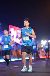 BIB: 41943
                            <button type="button" onclick="openModal(21544387)" class="btn btn-primary btn-sm float-right btn-popup" data-toggle="modal" data-target=".modal-high-quality">
                        <i class="fas fa-shopping-cart"></i> Add to Cart
                    </button>
                                            <button type="button" onclick="isThisMe(21544387, true)" class="btn btn-success btn-sm float-right btn-popup btn-isme hidden" data-toggle="tooltip" data-placement="bottom" title="นี่คือรูปของคุณใช่ไหม คลิกที่นี่เพื่อเอาเข้าอัลบั้ม">
                        <i class="fas fa-plus"></i> Add to album
                    </button>
                    <button type="button" onclick="isThisMe(21544387, false)" class="btn btn-warning btn-sm float-right btn-popup btn-isnotme hidden">
                        <i class="fas fa-ban"></i> Remove from album
                    </button>