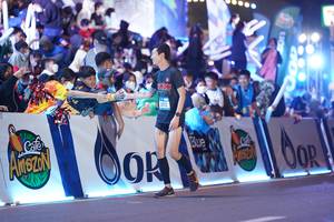 BIB: 572
                            <button type="button" onclick="openModal(21572062)" class="btn btn-primary btn-sm float-right btn-popup" data-toggle="modal" data-target=".modal-high-quality">
                        <i class="fas fa-shopping-cart"></i> Add to Cart
                    </button>
                                            <button type="button" onclick="isThisMe(21572062, true)" class="btn btn-success btn-sm float-right btn-popup btn-isme hidden" data-toggle="tooltip" data-placement="bottom" title="นี่คือรูปของคุณใช่ไหม คลิกที่นี่เพื่อเอาเข้าอัลบั้ม">
                        <i class="fas fa-plus"></i> Add to album
                    </button>
                    <button type="button" onclick="isThisMe(21572062, false)" class="btn btn-warning btn-sm float-right btn-popup btn-isnotme hidden">
                        <i class="fas fa-ban"></i> Remove from album
                    </button>