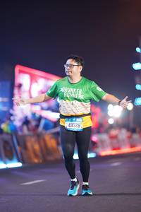 BIB: 43329
                            <button type="button" onclick="openModal(21585117)" class="btn btn-primary btn-sm float-right btn-popup" data-toggle="modal" data-target=".modal-high-quality">
                        <i class="fas fa-shopping-cart"></i> Add to Cart
                    </button>
                                            <button type="button" onclick="isThisMe(21585117, true)" class="btn btn-success btn-sm float-right btn-popup btn-isme hidden" data-toggle="tooltip" data-placement="bottom" title="นี่คือรูปของคุณใช่ไหม คลิกที่นี่เพื่อเอาเข้าอัลบั้ม">
                        <i class="fas fa-plus"></i> Add to album
                    </button>
                    <button type="button" onclick="isThisMe(21585117, false)" class="btn btn-warning btn-sm float-right btn-popup btn-isnotme hidden">
                        <i class="fas fa-ban"></i> Remove from album
                    </button>