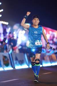 BIB: 0800, 3071, 41562
                            <button type="button" onclick="openModal(21584202)" class="btn btn-primary btn-sm float-right btn-popup" data-toggle="modal" data-target=".modal-high-quality">
                        <i class="fas fa-shopping-cart"></i> Add to Cart
                    </button>
                                            <button type="button" onclick="isThisMe(21584202, true)" class="btn btn-success btn-sm float-right btn-popup btn-isme hidden" data-toggle="tooltip" data-placement="bottom" title="นี่คือรูปของคุณใช่ไหม คลิกที่นี่เพื่อเอาเข้าอัลบั้ม">
                        <i class="fas fa-plus"></i> Add to album
                    </button>
                    <button type="button" onclick="isThisMe(21584202, false)" class="btn btn-warning btn-sm float-right btn-popup btn-isnotme hidden">
                        <i class="fas fa-ban"></i> Remove from album
                    </button>