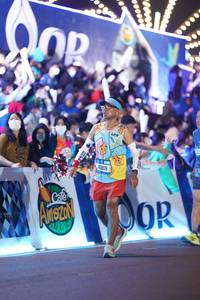 BIB: 2190, 6180
                            <button type="button" onclick="openModal(21577619)" class="btn btn-primary btn-sm float-right btn-popup" data-toggle="modal" data-target=".modal-high-quality">
                        <i class="fas fa-shopping-cart"></i> Add to Cart
                    </button>
                                            <button type="button" onclick="isThisMe(21577619, true)" class="btn btn-success btn-sm float-right btn-popup btn-isme hidden" data-toggle="tooltip" data-placement="bottom" title="นี่คือรูปของคุณใช่ไหม คลิกที่นี่เพื่อเอาเข้าอัลบั้ม">
                        <i class="fas fa-plus"></i> Add to album
                    </button>
                    <button type="button" onclick="isThisMe(21577619, false)" class="btn btn-warning btn-sm float-right btn-popup btn-isnotme hidden">
                        <i class="fas fa-ban"></i> Remove from album
                    </button>