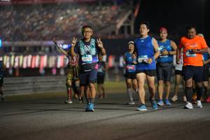 BIB: 44070
                            <button type="button" onclick="openModal(20373080)" class="btn btn-primary btn-sm float-right btn-popup" data-toggle="modal" data-target=".modal-high-quality">
                        <i class="fas fa-shopping-cart"></i> Add to Cart
                    </button>
                                            <button type="button" onclick="isThisMe(20373080, true)" class="btn btn-success btn-sm float-right btn-popup btn-isme hidden" data-toggle="tooltip" data-placement="bottom" title="นี่คือรูปของคุณใช่ไหม คลิกที่นี่เพื่อเอาเข้าอัลบั้ม">
                        <i class="fas fa-plus"></i> Add to album
                    </button>
                    <button type="button" onclick="isThisMe(20373080, false)" class="btn btn-warning btn-sm float-right btn-popup btn-isnotme hidden">
                        <i class="fas fa-ban"></i> Remove from album
                    </button>