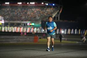 BIB: 12007
                            <button type="button" onclick="openModal(20395490)" class="btn btn-primary btn-sm float-right btn-popup" data-toggle="modal" data-target=".modal-high-quality">
                        <i class="fas fa-shopping-cart"></i> Add to Cart
                    </button>
                                            <button type="button" onclick="isThisMe(20395490, true)" class="btn btn-success btn-sm float-right btn-popup btn-isme hidden" data-toggle="tooltip" data-placement="bottom" title="นี่คือรูปของคุณใช่ไหม คลิกที่นี่เพื่อเอาเข้าอัลบั้ม">
                        <i class="fas fa-plus"></i> Add to album
                    </button>
                    <button type="button" onclick="isThisMe(20395490, false)" class="btn btn-warning btn-sm float-right btn-popup btn-isnotme hidden">
                        <i class="fas fa-ban"></i> Remove from album
                    </button>