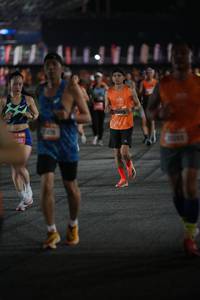 BIB: 095, 478
                            <button type="button" onclick="openModal(20477408)" class="btn btn-primary btn-sm float-right btn-popup" data-toggle="modal" data-target=".modal-high-quality">
                        <i class="fas fa-shopping-cart"></i> Add to Cart
                    </button>
                                            <button type="button" onclick="isThisMe(20477408, true)" class="btn btn-success btn-sm float-right btn-popup btn-isme hidden" data-toggle="tooltip" data-placement="bottom" title="นี่คือรูปของคุณใช่ไหม คลิกที่นี่เพื่อเอาเข้าอัลบั้ม">
                        <i class="fas fa-plus"></i> Add to album
                    </button>
                    <button type="button" onclick="isThisMe(20477408, false)" class="btn btn-warning btn-sm float-right btn-popup btn-isnotme hidden">
                        <i class="fas fa-ban"></i> Remove from album
                    </button>
