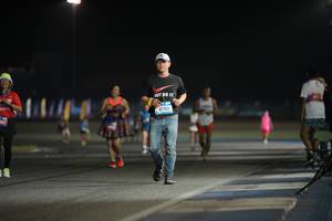 BIB: 41769
                            <button type="button" onclick="openModal(20392356)" class="btn btn-primary btn-sm float-right btn-popup" data-toggle="modal" data-target=".modal-high-quality">
                        <i class="fas fa-shopping-cart"></i> Add to Cart
                    </button>
                                            <button type="button" onclick="isThisMe(20392356, true)" class="btn btn-success btn-sm float-right btn-popup btn-isme hidden" data-toggle="tooltip" data-placement="bottom" title="นี่คือรูปของคุณใช่ไหม คลิกที่นี่เพื่อเอาเข้าอัลบั้ม">
                        <i class="fas fa-plus"></i> Add to album
                    </button>
                    <button type="button" onclick="isThisMe(20392356, false)" class="btn btn-warning btn-sm float-right btn-popup btn-isnotme hidden">
                        <i class="fas fa-ban"></i> Remove from album
                    </button>