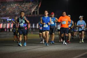 BIB: 44070, 43611
                            <button type="button" onclick="openModal(20372317)" class="btn btn-primary btn-sm float-right btn-popup" data-toggle="modal" data-target=".modal-high-quality">
                        <i class="fas fa-shopping-cart"></i> Add to Cart
                    </button>
                                            <button type="button" onclick="isThisMe(20372317, true)" class="btn btn-success btn-sm float-right btn-popup btn-isme hidden" data-toggle="tooltip" data-placement="bottom" title="นี่คือรูปของคุณใช่ไหม คลิกที่นี่เพื่อเอาเข้าอัลบั้ม">
                        <i class="fas fa-plus"></i> Add to album
                    </button>
                    <button type="button" onclick="isThisMe(20372317, false)" class="btn btn-warning btn-sm float-right btn-popup btn-isnotme hidden">
                        <i class="fas fa-ban"></i> Remove from album
                    </button>