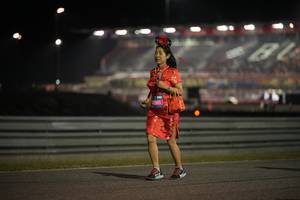 BIB: 385
                            <button type="button" onclick="openModal(20369176)" class="btn btn-primary btn-sm float-right btn-popup" data-toggle="modal" data-target=".modal-high-quality">
                        <i class="fas fa-shopping-cart"></i> Add to Cart
                    </button>
                                            <button type="button" onclick="isThisMe(20369176, true)" class="btn btn-success btn-sm float-right btn-popup btn-isme hidden" data-toggle="tooltip" data-placement="bottom" title="นี่คือรูปของคุณใช่ไหม คลิกที่นี่เพื่อเอาเข้าอัลบั้ม">
                        <i class="fas fa-plus"></i> Add to album
                    </button>
                    <button type="button" onclick="isThisMe(20369176, false)" class="btn btn-warning btn-sm float-right btn-popup btn-isnotme hidden">
                        <i class="fas fa-ban"></i> Remove from album
                    </button>