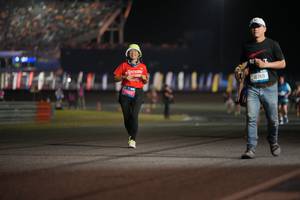 BIB: 41769
                            <button type="button" onclick="openModal(20392966)" class="btn btn-primary btn-sm float-right btn-popup" data-toggle="modal" data-target=".modal-high-quality">
                        <i class="fas fa-shopping-cart"></i> Add to Cart
                    </button>
                                            <button type="button" onclick="isThisMe(20392966, true)" class="btn btn-success btn-sm float-right btn-popup btn-isme hidden" data-toggle="tooltip" data-placement="bottom" title="นี่คือรูปของคุณใช่ไหม คลิกที่นี่เพื่อเอาเข้าอัลบั้ม">
                        <i class="fas fa-plus"></i> Add to album
                    </button>
                    <button type="button" onclick="isThisMe(20392966, false)" class="btn btn-warning btn-sm float-right btn-popup btn-isnotme hidden">
                        <i class="fas fa-ban"></i> Remove from album
                    </button>