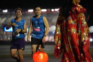 BIB: 77446, 77479
                            <button type="button" onclick="openModal(20411071)" class="btn btn-primary btn-sm float-right btn-popup" data-toggle="modal" data-target=".modal-high-quality">
                        <i class="fas fa-shopping-cart"></i> Add to Cart
                    </button>
                                            <button type="button" onclick="isThisMe(20411071, true)" class="btn btn-success btn-sm float-right btn-popup btn-isme hidden" data-toggle="tooltip" data-placement="bottom" title="นี่คือรูปของคุณใช่ไหม คลิกที่นี่เพื่อเอาเข้าอัลบั้ม">
                        <i class="fas fa-plus"></i> Add to album
                    </button>
                    <button type="button" onclick="isThisMe(20411071, false)" class="btn btn-warning btn-sm float-right btn-popup btn-isnotme hidden">
                        <i class="fas fa-ban"></i> Remove from album
                    </button>