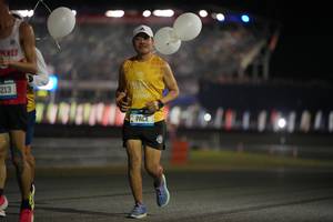 BIB: 213
                            <button type="button" onclick="openModal(20412397)" class="btn btn-primary btn-sm float-right btn-popup" data-toggle="modal" data-target=".modal-high-quality">
                        <i class="fas fa-shopping-cart"></i> Add to Cart
                    </button>
                                            <button type="button" onclick="isThisMe(20412397, true)" class="btn btn-success btn-sm float-right btn-popup btn-isme hidden" data-toggle="tooltip" data-placement="bottom" title="นี่คือรูปของคุณใช่ไหม คลิกที่นี่เพื่อเอาเข้าอัลบั้ม">
                        <i class="fas fa-plus"></i> Add to album
                    </button>
                    <button type="button" onclick="isThisMe(20412397, false)" class="btn btn-warning btn-sm float-right btn-popup btn-isnotme hidden">
                        <i class="fas fa-ban"></i> Remove from album
                    </button>