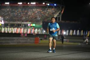 BIB: 43721
                            <button type="button" onclick="openModal(20395149)" class="btn btn-primary btn-sm float-right btn-popup" data-toggle="modal" data-target=".modal-high-quality">
                        <i class="fas fa-shopping-cart"></i> Add to Cart
                    </button>
                                            <button type="button" onclick="isThisMe(20395149, true)" class="btn btn-success btn-sm float-right btn-popup btn-isme hidden" data-toggle="tooltip" data-placement="bottom" title="นี่คือรูปของคุณใช่ไหม คลิกที่นี่เพื่อเอาเข้าอัลบั้ม">
                        <i class="fas fa-plus"></i> Add to album
                    </button>
                    <button type="button" onclick="isThisMe(20395149, false)" class="btn btn-warning btn-sm float-right btn-popup btn-isnotme hidden">
                        <i class="fas fa-ban"></i> Remove from album
                    </button>