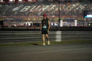 BIB: 43983
                            <button type="button" onclick="openModal(20380358)" class="btn btn-primary btn-sm float-right btn-popup" data-toggle="modal" data-target=".modal-high-quality">
                        <i class="fas fa-shopping-cart"></i> Add to Cart
                    </button>
                                            <button type="button" onclick="isThisMe(20380358, true)" class="btn btn-success btn-sm float-right btn-popup btn-isme hidden" data-toggle="tooltip" data-placement="bottom" title="นี่คือรูปของคุณใช่ไหม คลิกที่นี่เพื่อเอาเข้าอัลบั้ม">
                        <i class="fas fa-plus"></i> Add to album
                    </button>
                    <button type="button" onclick="isThisMe(20380358, false)" class="btn btn-warning btn-sm float-right btn-popup btn-isnotme hidden">
                        <i class="fas fa-ban"></i> Remove from album
                    </button>