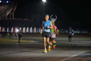 BIB: 40014
                            <button type="button" onclick="openModal(20400369)" class="btn btn-primary btn-sm float-right btn-popup" data-toggle="modal" data-target=".modal-high-quality">
                        <i class="fas fa-shopping-cart"></i> Add to Cart
                    </button>
                                            <button type="button" onclick="isThisMe(20400369, true)" class="btn btn-success btn-sm float-right btn-popup btn-isme hidden" data-toggle="tooltip" data-placement="bottom" title="นี่คือรูปของคุณใช่ไหม คลิกที่นี่เพื่อเอาเข้าอัลบั้ม">
                        <i class="fas fa-plus"></i> Add to album
                    </button>
                    <button type="button" onclick="isThisMe(20400369, false)" class="btn btn-warning btn-sm float-right btn-popup btn-isnotme hidden">
                        <i class="fas fa-ban"></i> Remove from album
                    </button>