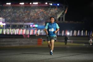 BIB: 433
                            <button type="button" onclick="openModal(20395884)" class="btn btn-primary btn-sm float-right btn-popup" data-toggle="modal" data-target=".modal-high-quality">
                        <i class="fas fa-shopping-cart"></i> Add to Cart
                    </button>
                                            <button type="button" onclick="isThisMe(20395884, true)" class="btn btn-success btn-sm float-right btn-popup btn-isme hidden" data-toggle="tooltip" data-placement="bottom" title="นี่คือรูปของคุณใช่ไหม คลิกที่นี่เพื่อเอาเข้าอัลบั้ม">
                        <i class="fas fa-plus"></i> Add to album
                    </button>
                    <button type="button" onclick="isThisMe(20395884, false)" class="btn btn-warning btn-sm float-right btn-popup btn-isnotme hidden">
                        <i class="fas fa-ban"></i> Remove from album
                    </button>