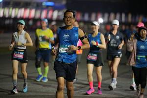 BIB: 45200
                            <button type="button" onclick="openModal(20363304)" class="btn btn-primary btn-sm float-right btn-popup" data-toggle="modal" data-target=".modal-high-quality">
                        <i class="fas fa-shopping-cart"></i> Add to Cart
                    </button>
                                            <button type="button" onclick="isThisMe(20363304, true)" class="btn btn-success btn-sm float-right btn-popup btn-isme hidden" data-toggle="tooltip" data-placement="bottom" title="นี่คือรูปของคุณใช่ไหม คลิกที่นี่เพื่อเอาเข้าอัลบั้ม">
                        <i class="fas fa-plus"></i> Add to album
                    </button>
                    <button type="button" onclick="isThisMe(20363304, false)" class="btn btn-warning btn-sm float-right btn-popup btn-isnotme hidden">
                        <i class="fas fa-ban"></i> Remove from album
                    </button>