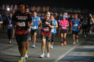 BIB: 44168, 45884
                            <button type="button" onclick="openModal(20362285)" class="btn btn-primary btn-sm float-right btn-popup" data-toggle="modal" data-target=".modal-high-quality">
                        <i class="fas fa-shopping-cart"></i> Add to Cart
                    </button>
                                            <button type="button" onclick="isThisMe(20362285, true)" class="btn btn-success btn-sm float-right btn-popup btn-isme hidden" data-toggle="tooltip" data-placement="bottom" title="นี่คือรูปของคุณใช่ไหม คลิกที่นี่เพื่อเอาเข้าอัลบั้ม">
                        <i class="fas fa-plus"></i> Add to album
                    </button>
                    <button type="button" onclick="isThisMe(20362285, false)" class="btn btn-warning btn-sm float-right btn-popup btn-isnotme hidden">
                        <i class="fas fa-ban"></i> Remove from album
                    </button>