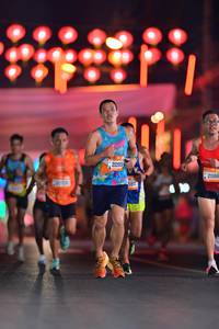 BIB: 2095, 584, 21166
                            <button type="button" onclick="openModal(19632942)" class="btn btn-primary btn-sm float-right btn-popup" data-toggle="modal" data-target=".modal-high-quality">
                        <i class="fas fa-shopping-cart"></i> Add to Cart
                    </button>
                                            <button type="button" onclick="isThisMe(19632942, true)" class="btn btn-success btn-sm float-right btn-popup btn-isme hidden" data-toggle="tooltip" data-placement="bottom" title="นี่คือรูปของคุณใช่ไหม คลิกที่นี่เพื่อเอาเข้าอัลบั้ม">
                        <i class="fas fa-plus"></i> Add to album
                    </button>
                    <button type="button" onclick="isThisMe(19632942, false)" class="btn btn-warning btn-sm float-right btn-popup btn-isnotme hidden">
                        <i class="fas fa-ban"></i> Remove from album
                    </button>