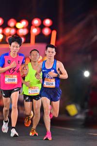 BIB: 20189, 21126, 20216
                            <button type="button" onclick="openModal(19630882)" class="btn btn-primary btn-sm float-right btn-popup" data-toggle="modal" data-target=".modal-high-quality">
                        <i class="fas fa-shopping-cart"></i> Add to Cart
                    </button>
                                            <button type="button" onclick="isThisMe(19630882, true)" class="btn btn-success btn-sm float-right btn-popup btn-isme hidden" data-toggle="tooltip" data-placement="bottom" title="นี่คือรูปของคุณใช่ไหม คลิกที่นี่เพื่อเอาเข้าอัลบั้ม">
                        <i class="fas fa-plus"></i> Add to album
                    </button>
                    <button type="button" onclick="isThisMe(19630882, false)" class="btn btn-warning btn-sm float-right btn-popup btn-isnotme hidden">
                        <i class="fas fa-ban"></i> Remove from album
                    </button>