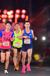 BIB: 20189, 21126, 20216
                            <button type="button" onclick="openModal(19630884)" class="btn btn-primary btn-sm float-right btn-popup" data-toggle="modal" data-target=".modal-high-quality">
                        <i class="fas fa-shopping-cart"></i> Add to Cart
                    </button>
                                            <button type="button" onclick="isThisMe(19630884, true)" class="btn btn-success btn-sm float-right btn-popup btn-isme hidden" data-toggle="tooltip" data-placement="bottom" title="นี่คือรูปของคุณใช่ไหม คลิกที่นี่เพื่อเอาเข้าอัลบั้ม">
                        <i class="fas fa-plus"></i> Add to album
                    </button>
                    <button type="button" onclick="isThisMe(19630884, false)" class="btn btn-warning btn-sm float-right btn-popup btn-isnotme hidden">
                        <i class="fas fa-ban"></i> Remove from album
                    </button>