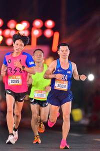 BIB: 20189, 21126, 20216
                            <button type="button" onclick="openModal(19630892)" class="btn btn-primary btn-sm float-right btn-popup" data-toggle="modal" data-target=".modal-high-quality">
                        <i class="fas fa-shopping-cart"></i> Add to Cart
                    </button>
                                            <button type="button" onclick="isThisMe(19630892, true)" class="btn btn-success btn-sm float-right btn-popup btn-isme hidden" data-toggle="tooltip" data-placement="bottom" title="นี่คือรูปของคุณใช่ไหม คลิกที่นี่เพื่อเอาเข้าอัลบั้ม">
                        <i class="fas fa-plus"></i> Add to album
                    </button>
                    <button type="button" onclick="isThisMe(19630892, false)" class="btn btn-warning btn-sm float-right btn-popup btn-isnotme hidden">
                        <i class="fas fa-ban"></i> Remove from album
                    </button>
