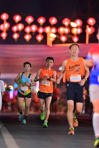 BIB: 20700
                            <button type="button" onclick="openModal(19663151)" class="btn btn-primary btn-sm float-right btn-popup" data-toggle="modal" data-target=".modal-high-quality">
                        <i class="fas fa-shopping-cart"></i> Add to Cart
                    </button>
                                            <button type="button" onclick="isThisMe(19663151, true)" class="btn btn-success btn-sm float-right btn-popup btn-isme hidden" data-toggle="tooltip" data-placement="bottom" title="นี่คือรูปของคุณใช่ไหม คลิกที่นี่เพื่อเอาเข้าอัลบั้ม">
                        <i class="fas fa-plus"></i> Add to album
                    </button>
                    <button type="button" onclick="isThisMe(19663151, false)" class="btn btn-warning btn-sm float-right btn-popup btn-isnotme hidden">
                        <i class="fas fa-ban"></i> Remove from album
                    </button>